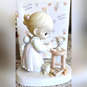 "Blessed Are The Merciful" 1997 Members Only Precious Moments Figurine